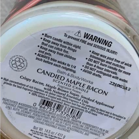 Bath and bodyworks 3 wick candle. - Picture 3 of 3